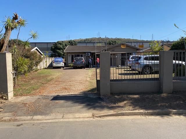 To Let Commercial Property for Rent in Avoca KwaZulu-Natal