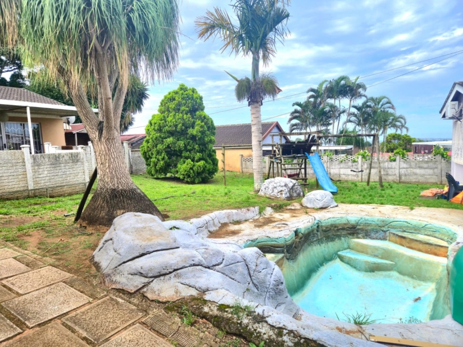 4 Bedroom Property for Sale in Mount Vernon KwaZulu-Natal