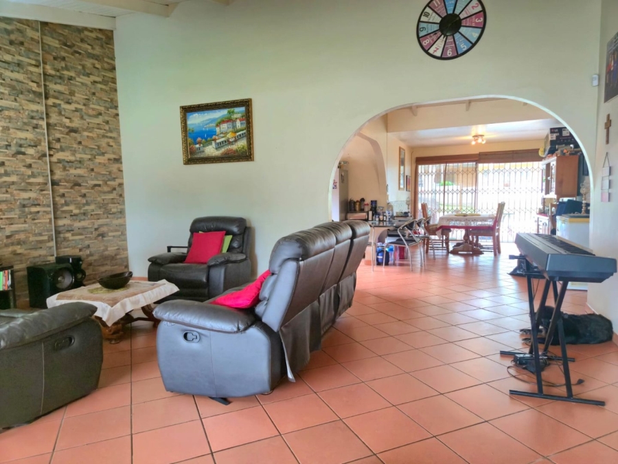 4 Bedroom Property for Sale in Mount Vernon KwaZulu-Natal