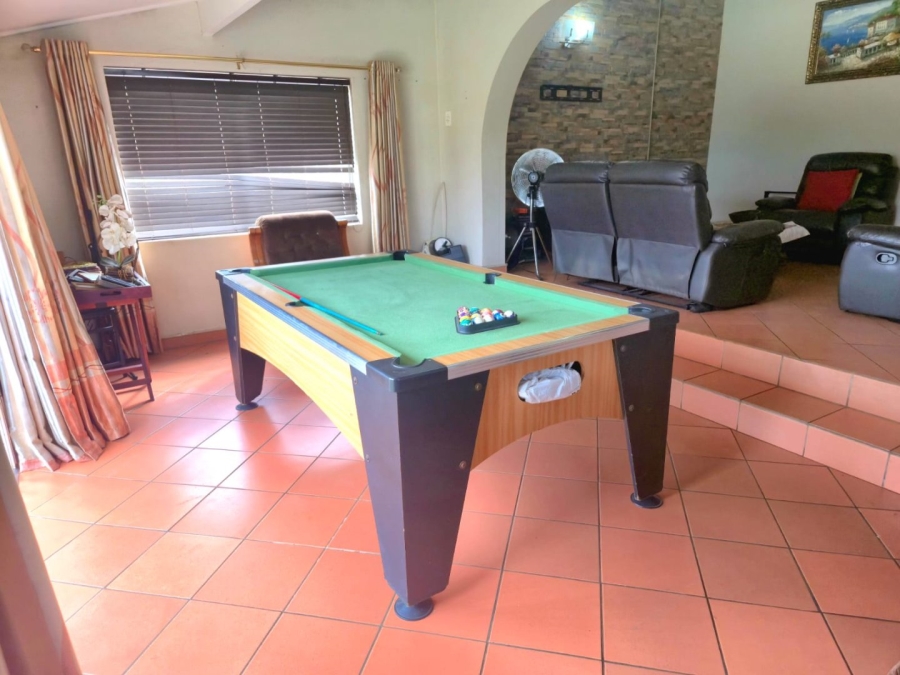 4 Bedroom Property for Sale in Mount Vernon KwaZulu-Natal