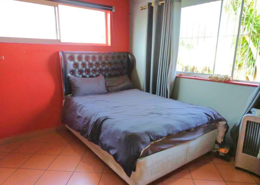 4 Bedroom Property for Sale in Mount Vernon KwaZulu-Natal