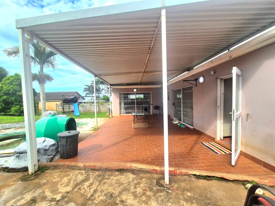 4 Bedroom Property for Sale in Mount Vernon KwaZulu-Natal