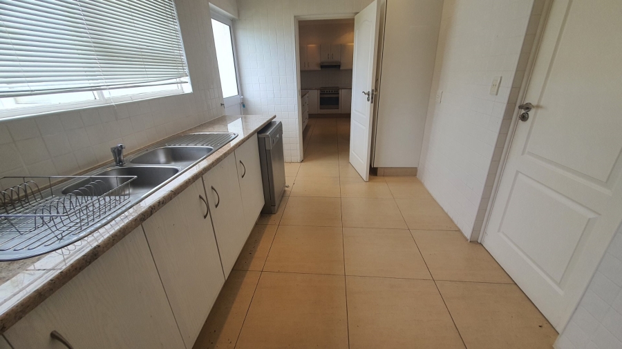 4 Bedroom Property for Sale in North Sand Bluff KwaZulu-Natal