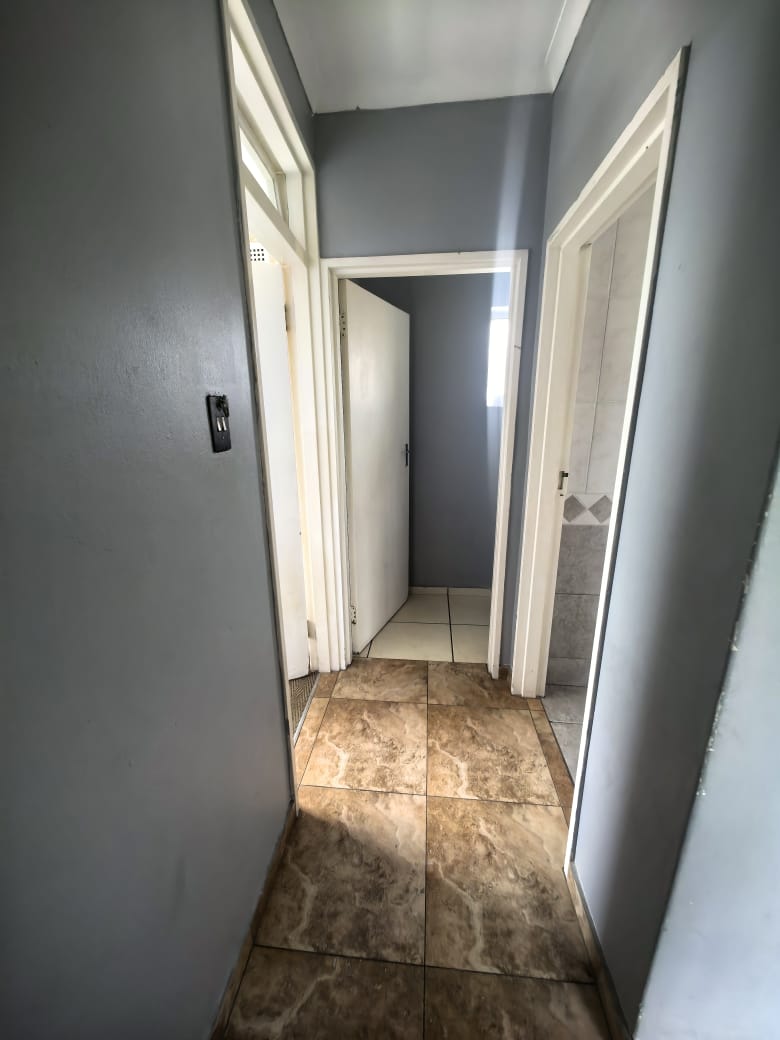 2 Bedroom Property for Sale in Windermere KwaZulu-Natal