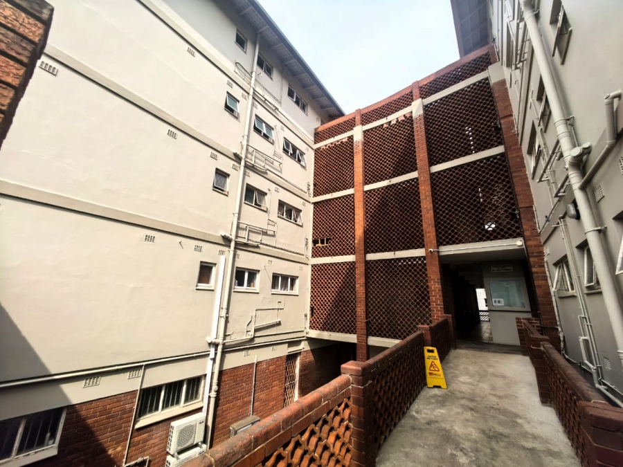 2 Bedroom Property for Sale in Windermere KwaZulu-Natal