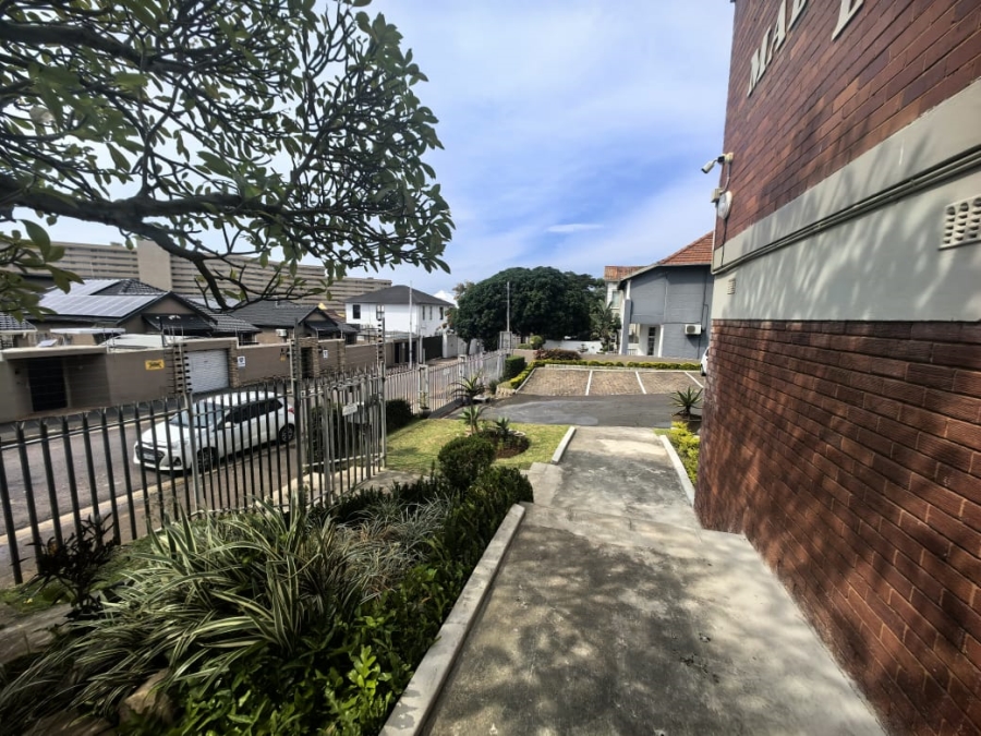 2 Bedroom Property for Sale in Windermere KwaZulu-Natal