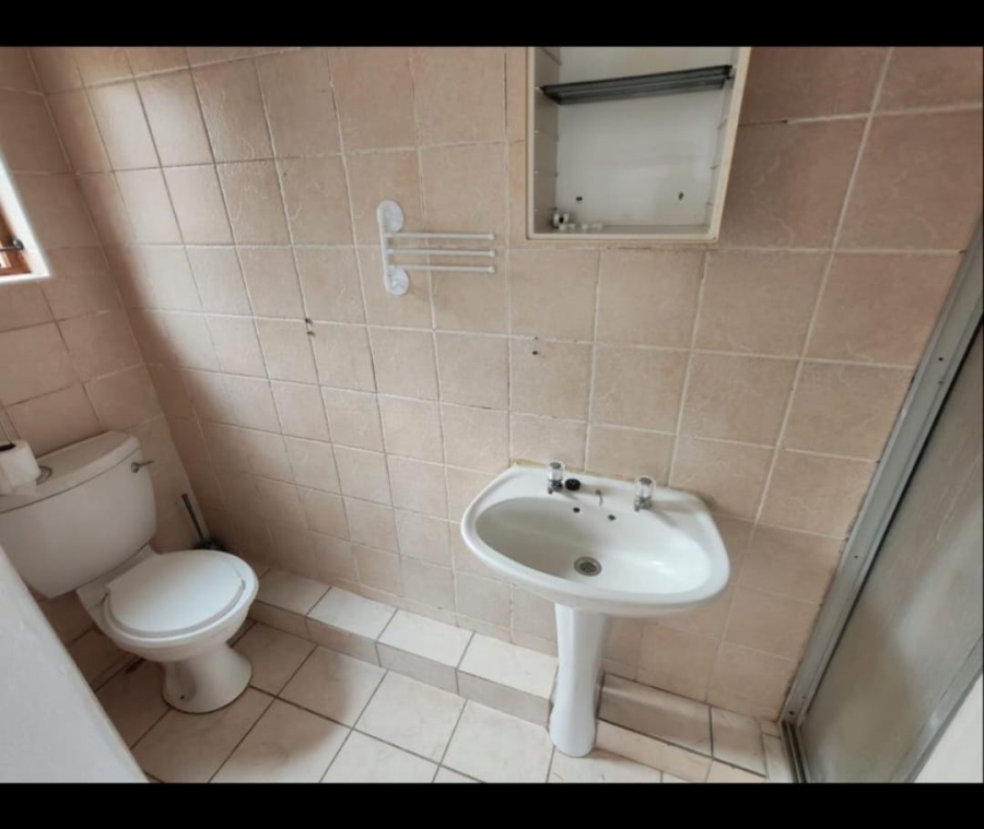 3 Bedroom Property for Sale in Uvongo KwaZulu-Natal