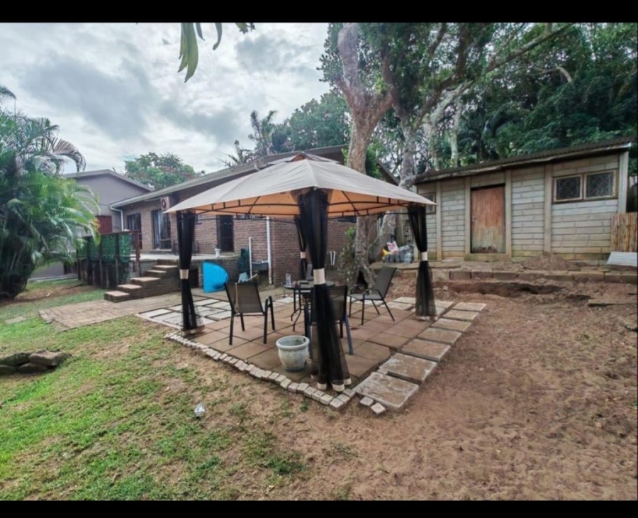 3 Bedroom Property for Sale in Uvongo KwaZulu-Natal