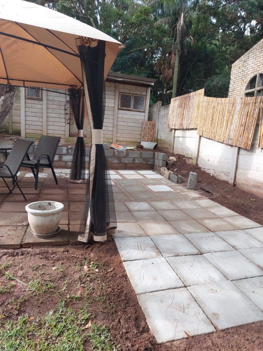 3 Bedroom Property for Sale in Uvongo KwaZulu-Natal