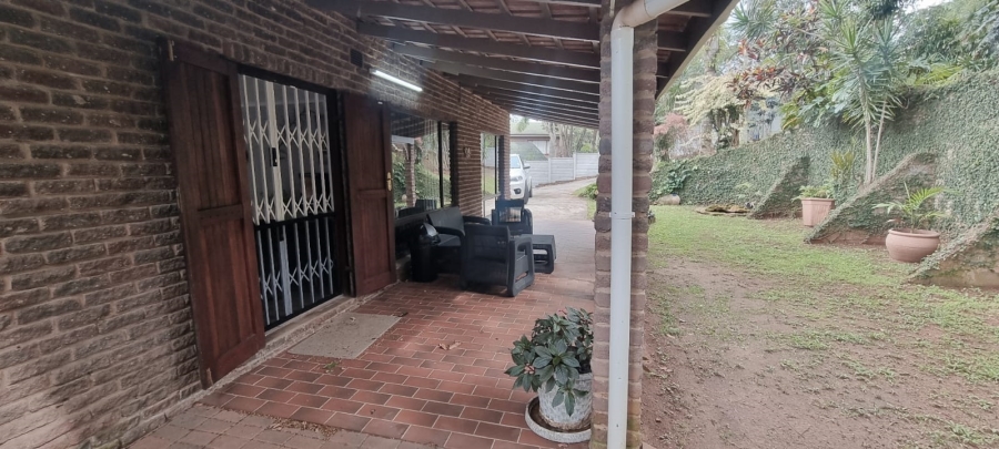 3 Bedroom Property for Sale in Uvongo KwaZulu-Natal