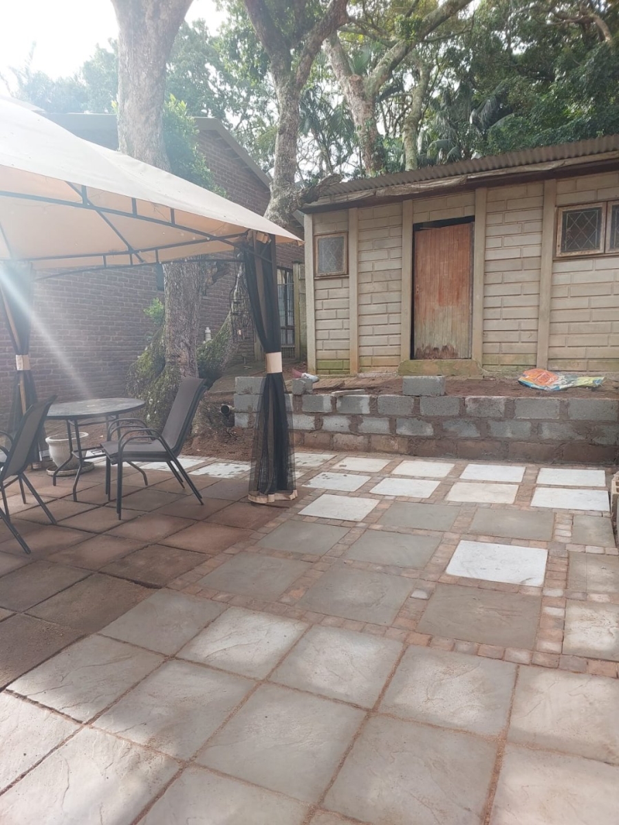 3 Bedroom Property for Sale in Uvongo KwaZulu-Natal
