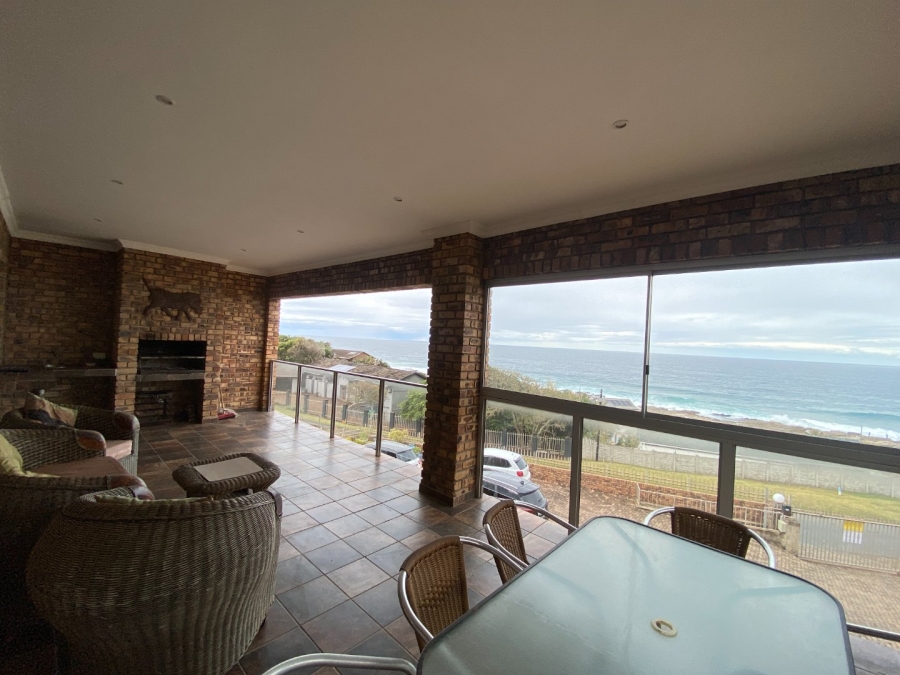 10 Bedroom Property for Sale in Manaba Beach KwaZulu-Natal