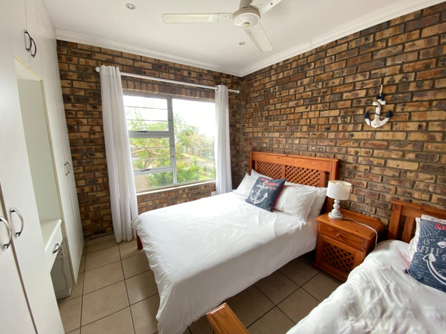 10 Bedroom Property for Sale in Manaba Beach KwaZulu-Natal