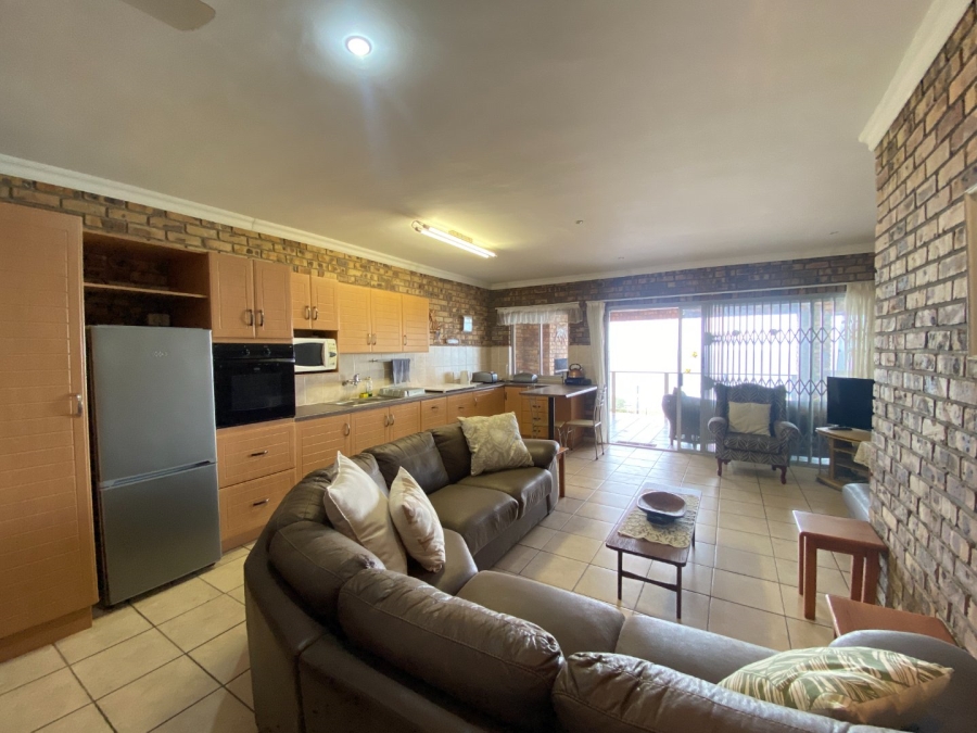 10 Bedroom Property for Sale in Manaba Beach KwaZulu-Natal