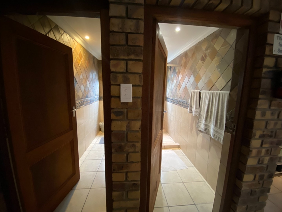 10 Bedroom Property for Sale in Manaba Beach KwaZulu-Natal