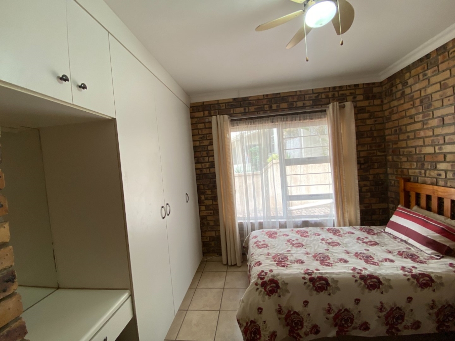 10 Bedroom Property for Sale in Manaba Beach KwaZulu-Natal