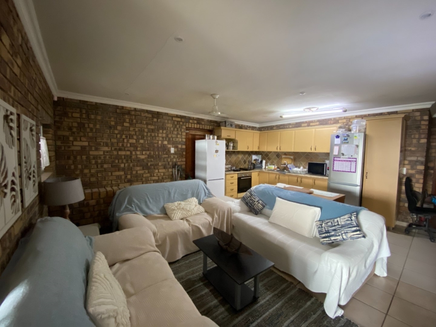 10 Bedroom Property for Sale in Manaba Beach KwaZulu-Natal