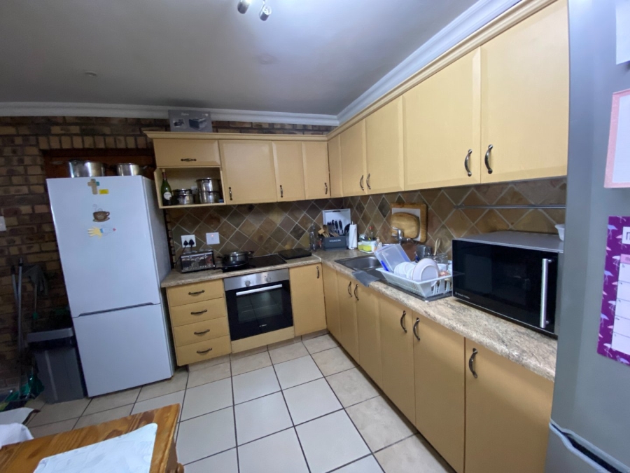 10 Bedroom Property for Sale in Manaba Beach KwaZulu-Natal