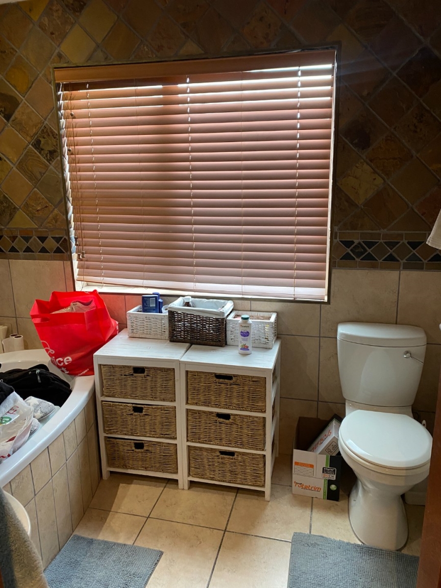 10 Bedroom Property for Sale in Manaba Beach KwaZulu-Natal