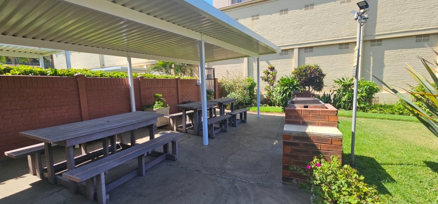 To Let 2 Bedroom Property for Rent in Umhlanga KwaZulu-Natal