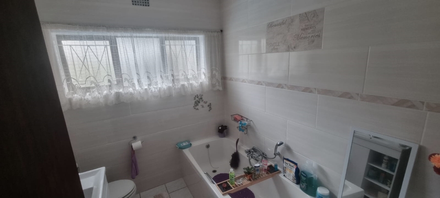 3 Bedroom Property for Sale in Ramsgate KwaZulu-Natal