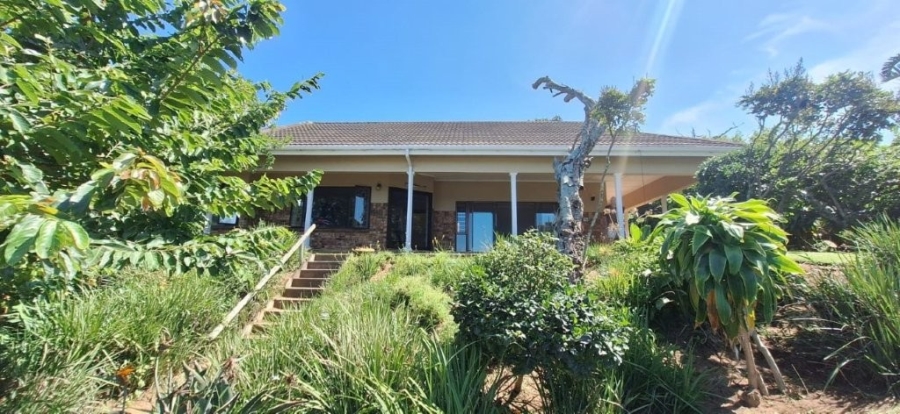 4 Bedroom Property for Sale in Umtentweni KwaZulu-Natal