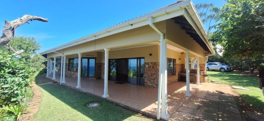 4 Bedroom Property for Sale in Umtentweni KwaZulu-Natal