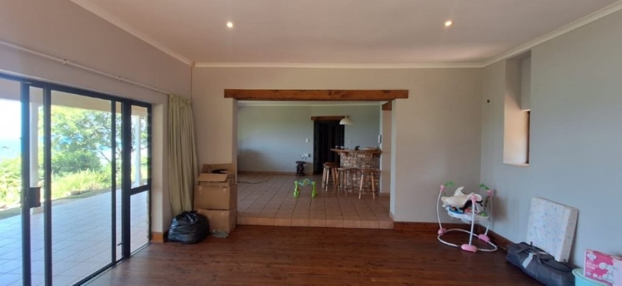 4 Bedroom Property for Sale in Umtentweni KwaZulu-Natal