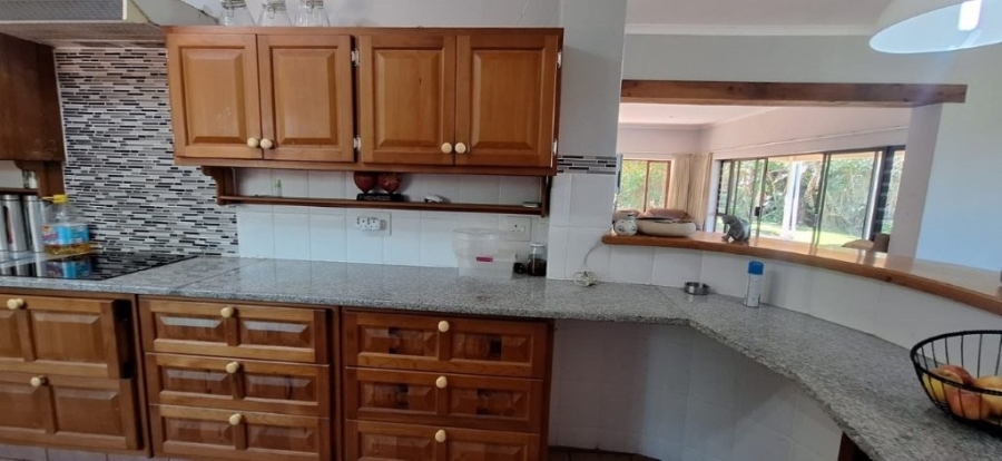 4 Bedroom Property for Sale in Umtentweni KwaZulu-Natal