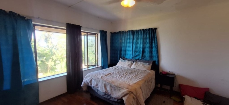 4 Bedroom Property for Sale in Umtentweni KwaZulu-Natal