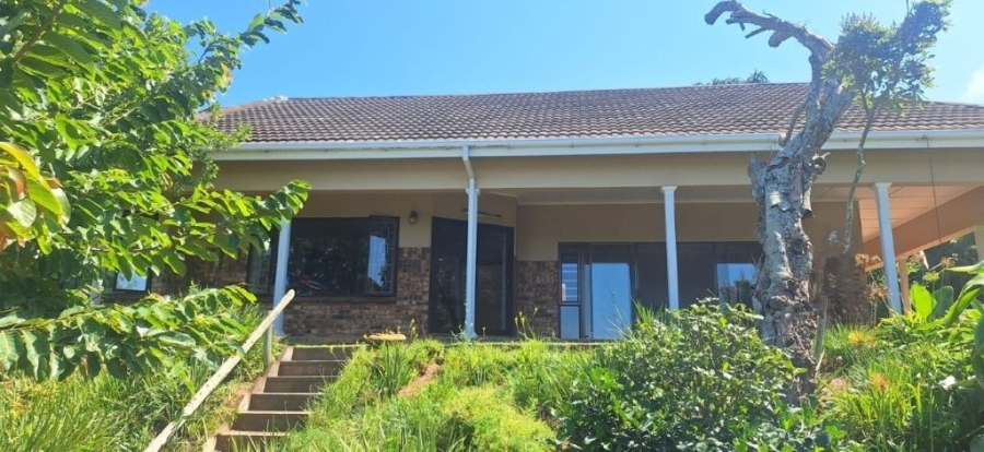 4 Bedroom Property for Sale in Umtentweni KwaZulu-Natal