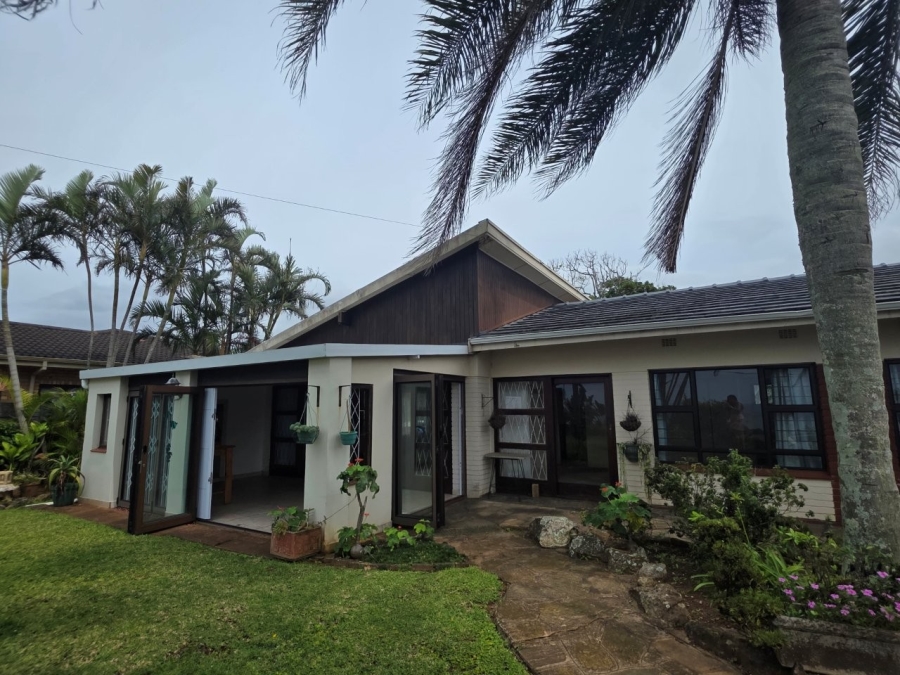 4 Bedroom Property for Sale in St Michaels On Sea KwaZulu-Natal