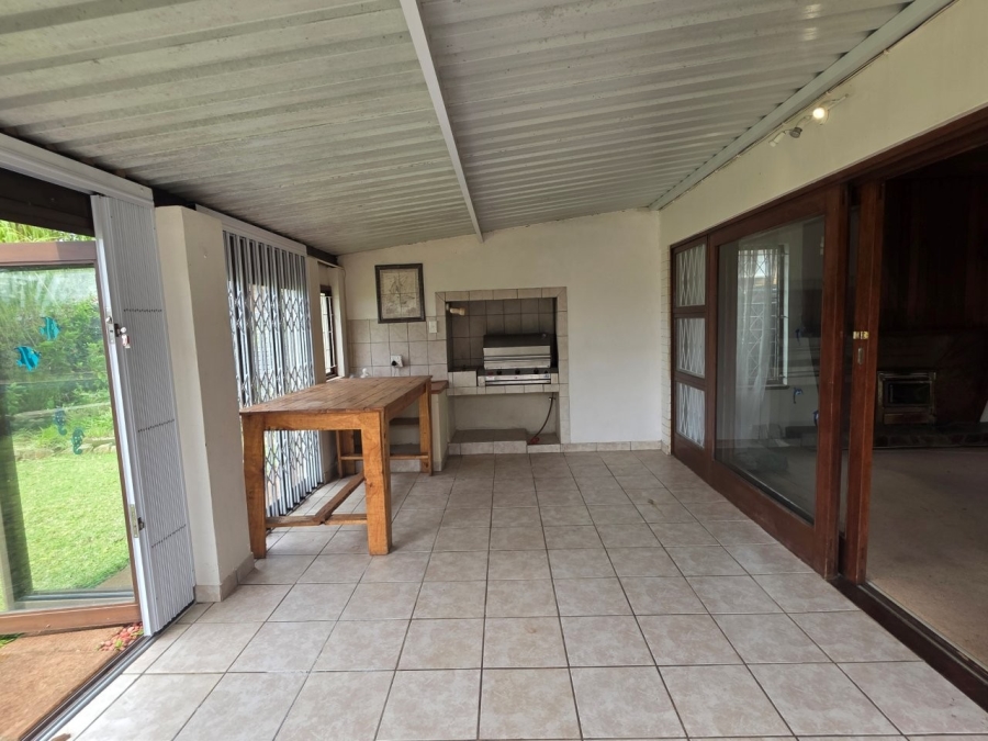 4 Bedroom Property for Sale in St Michaels On Sea KwaZulu-Natal