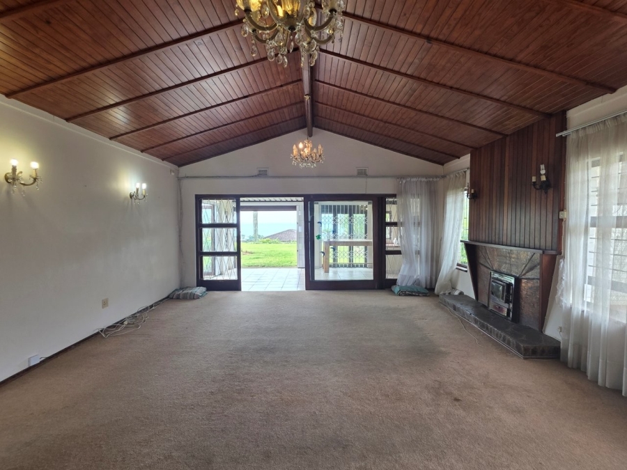 4 Bedroom Property for Sale in St Michaels On Sea KwaZulu-Natal