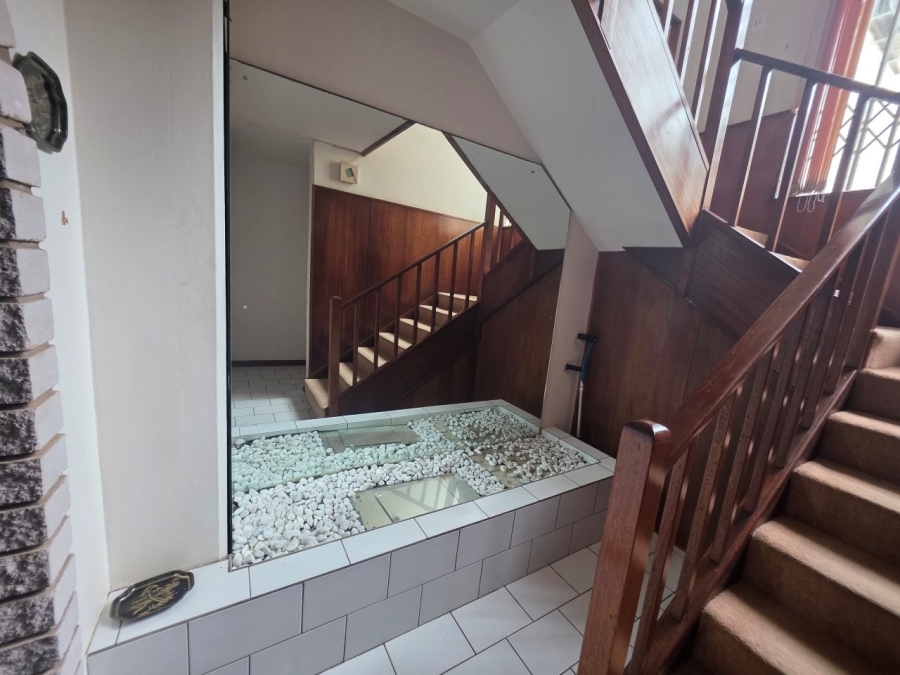 4 Bedroom Property for Sale in St Michaels On Sea KwaZulu-Natal