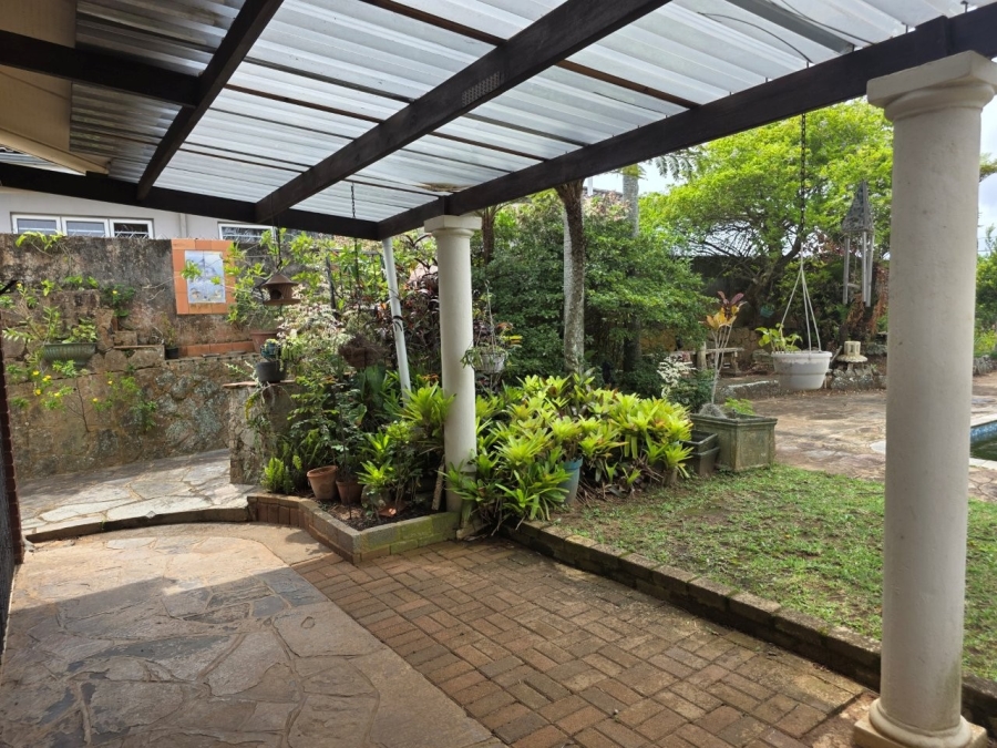 4 Bedroom Property for Sale in St Michaels On Sea KwaZulu-Natal