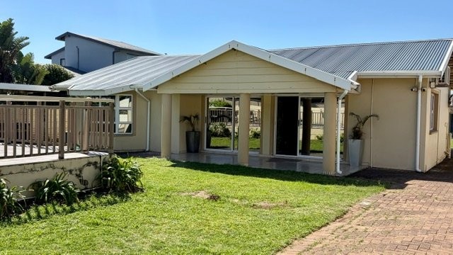 4 Bedroom Property for Sale in Shelly Beach KwaZulu-Natal