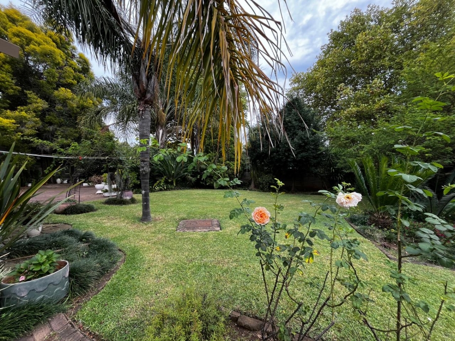 9 Bedroom Property for Sale in Signal Hill KwaZulu-Natal