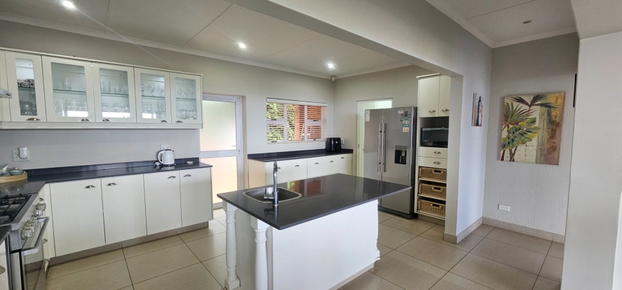 4 Bedroom Property for Sale in Ballito Central KwaZulu-Natal