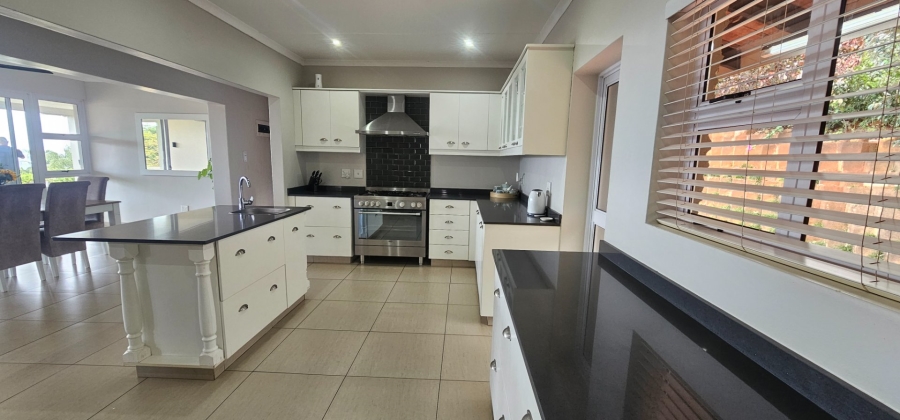 4 Bedroom Property for Sale in Ballito Central KwaZulu-Natal