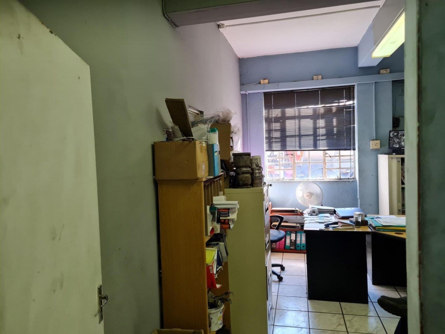 To Let Commercial Property for Rent in Jacobs KwaZulu-Natal