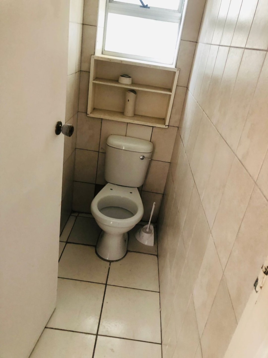 2 Bedroom Property for Sale in Durban Central KwaZulu-Natal
