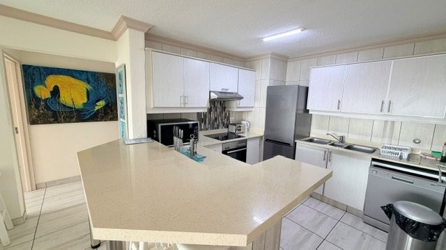 3 Bedroom Property for Sale in Uvongo KwaZulu-Natal