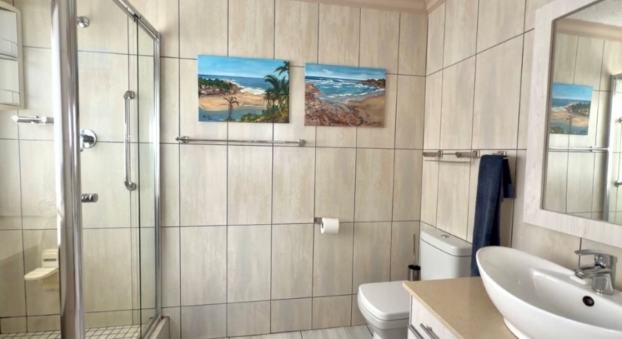 3 Bedroom Property for Sale in Uvongo KwaZulu-Natal