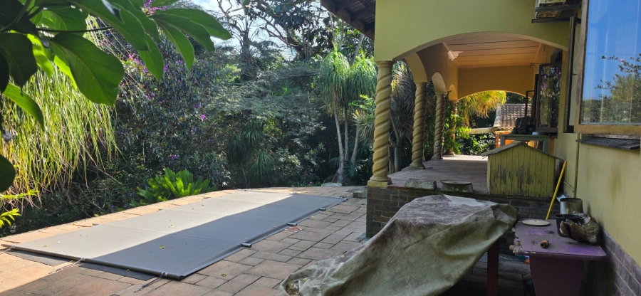 3 Bedroom Property for Sale in Umtentweni KwaZulu-Natal