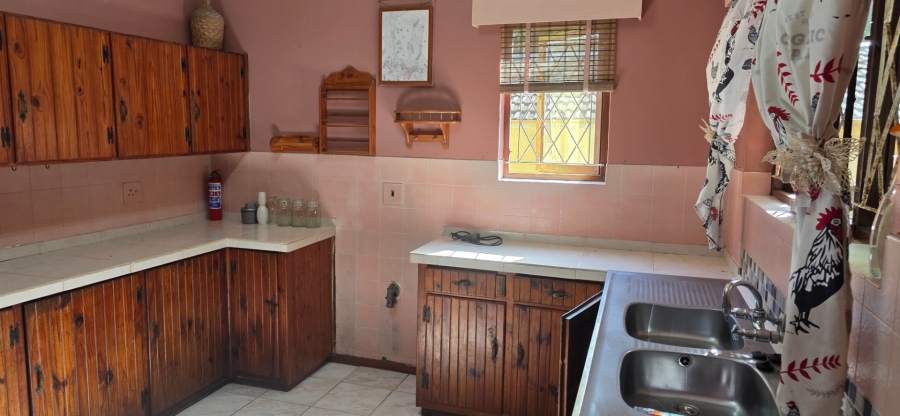 3 Bedroom Property for Sale in Umtentweni KwaZulu-Natal