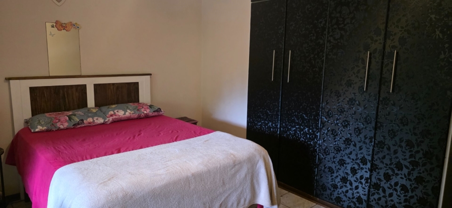 3 Bedroom Property for Sale in Umtentweni KwaZulu-Natal