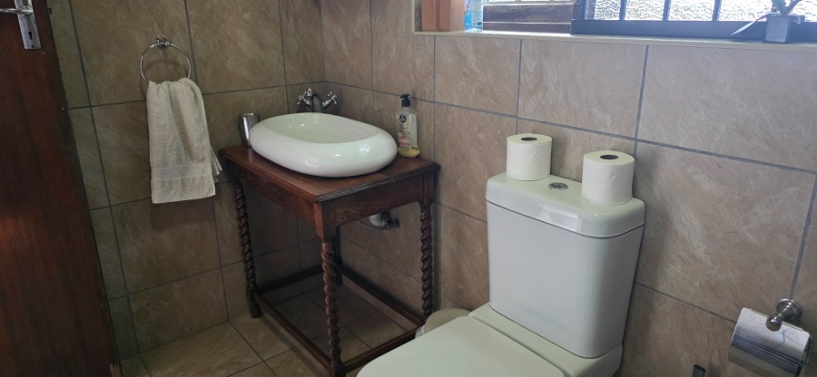 3 Bedroom Property for Sale in Umtentweni KwaZulu-Natal