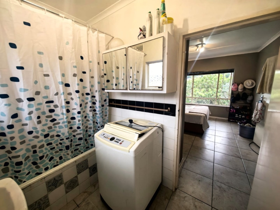 1 Bedroom Property for Sale in Windermere KwaZulu-Natal