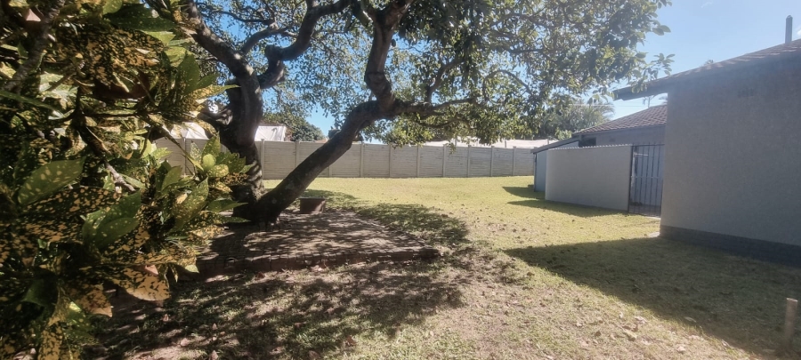 3 Bedroom Property for Sale in Uvongo KwaZulu-Natal